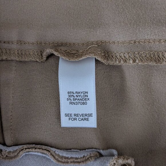 CATO EST 1946 Beige Hi-Rise Stretchy Knit Pull-On Pants; Size M - Picture 4 of 5
